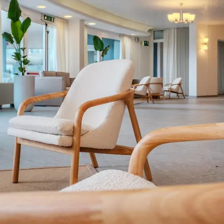 Hr 4* 西尼加利亚