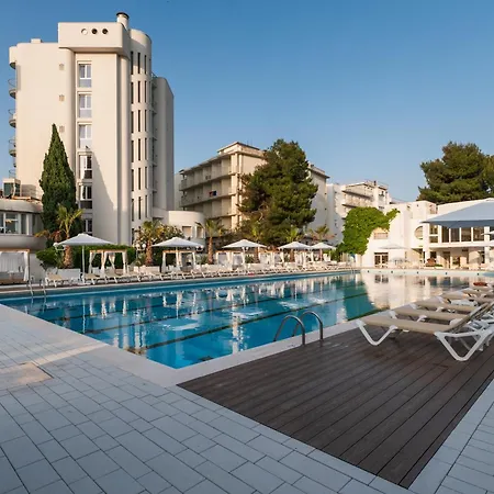 Hotel Hr 4*