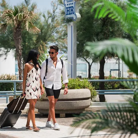 酒店 Hr 西尼加利亚