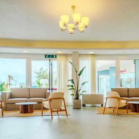 Hr 4* 西尼加利亚